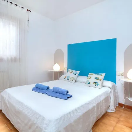 Holiday Cala Canyelles Ferienhaus